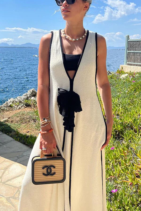 Polished Dress with an Effortless Classic Look