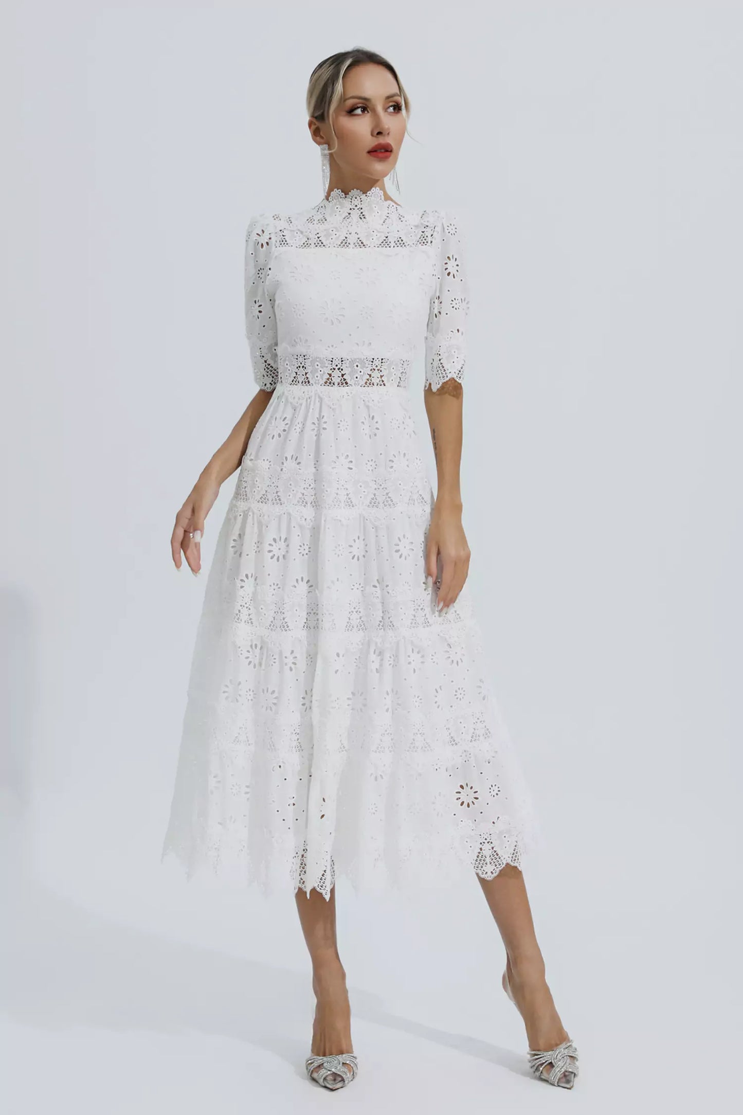 Classic Vintage Dress with a Flattering Fit