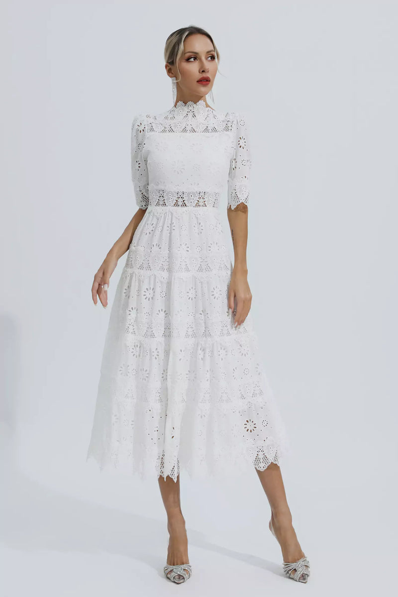 Classic Vintage Dress with a Flattering Fit