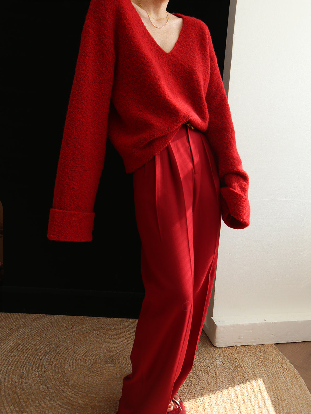 Well Tailored Pants with a Graceful Silhouette