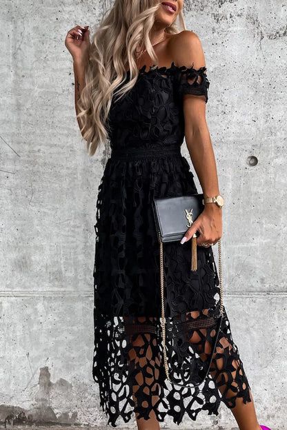 Sophisticated Dress with a Clean Classic Look