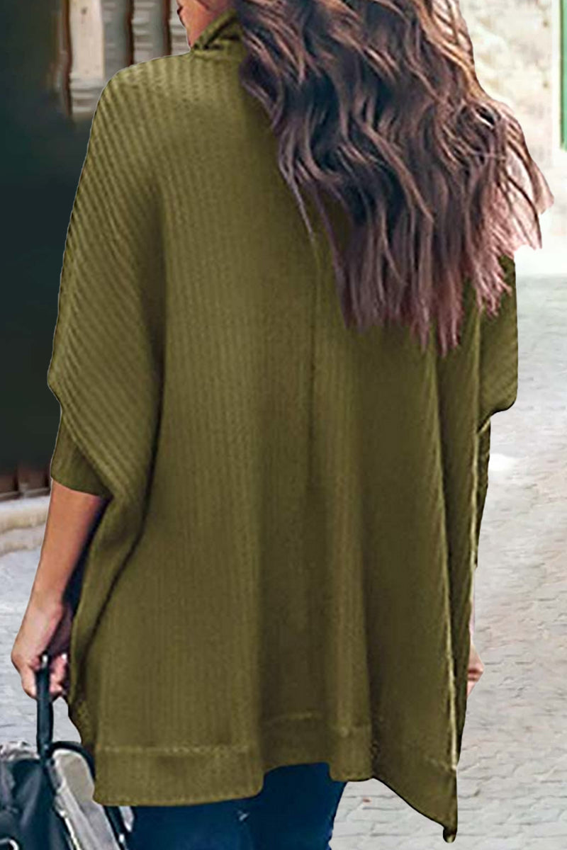 Classic Vintage Sweater with a Flattering Fit