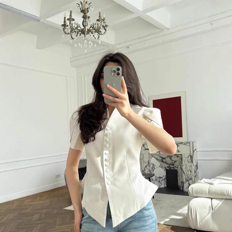 Beautifully Finished Garment in a Timeless Design