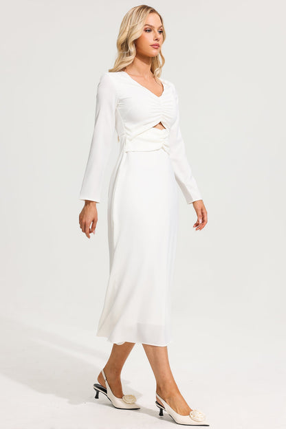 Well Tailored Dress with a Graceful Silhouette