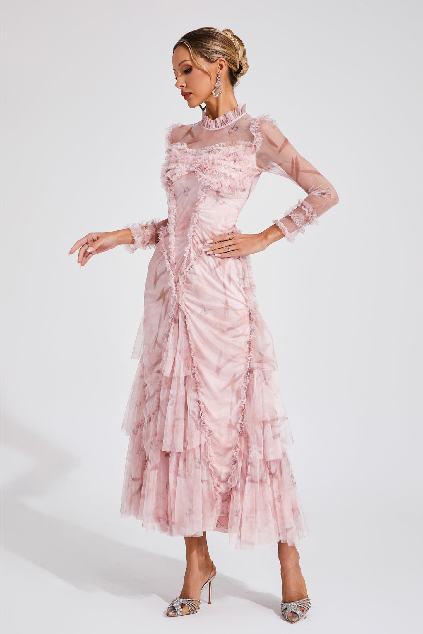 Sophisticated Dress with a Clean Classic Look