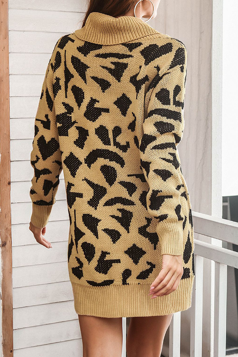Polished Sweater with an Effortless Classic Look
