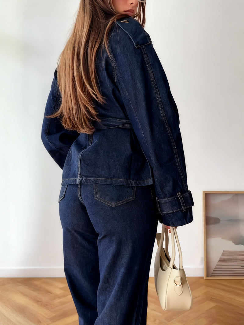 Elegantly Styled Jacket for Everyday Wear