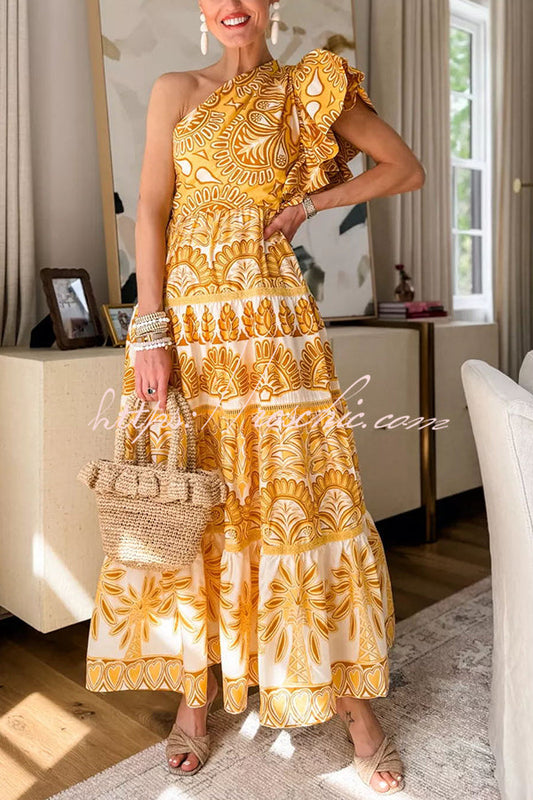 Gracefully Styled Dress for Any Occasion