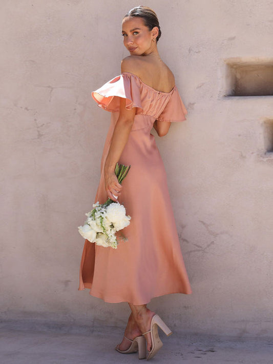 Gracefully Styled Dress for Any Occasion