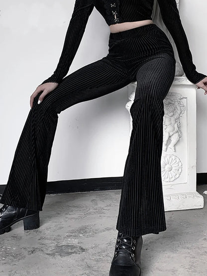 Well Tailored Pants with a Graceful Silhouette