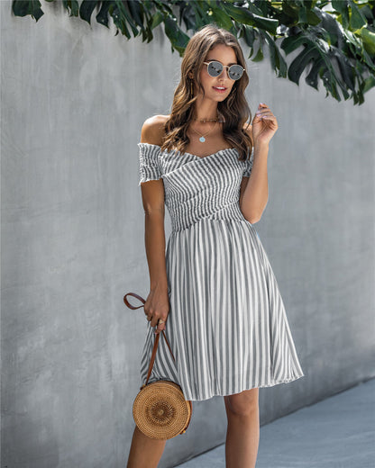 Gracefully Styled Dress for Any Occasion