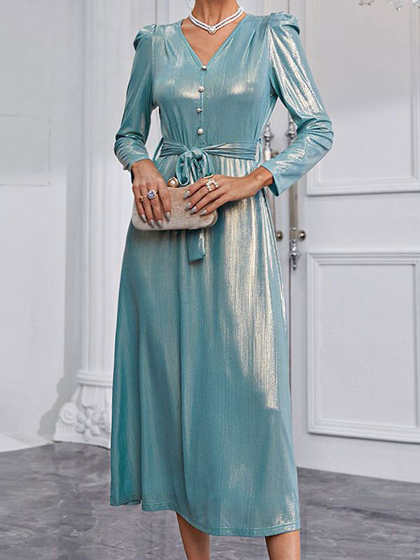 Effortlessly Elegant Dress with a Timeless Design