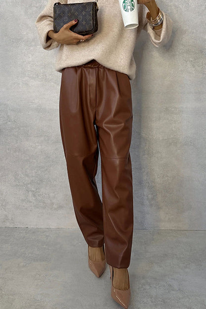 Classic Vintage Pants with a Flattering Fit