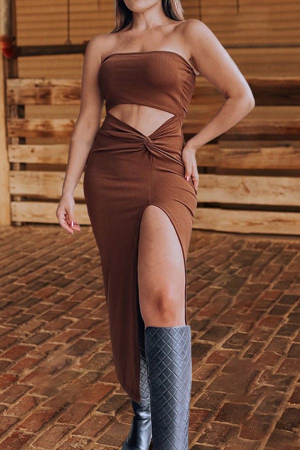 Effortlessly Elegant Dress with a Timeless Design