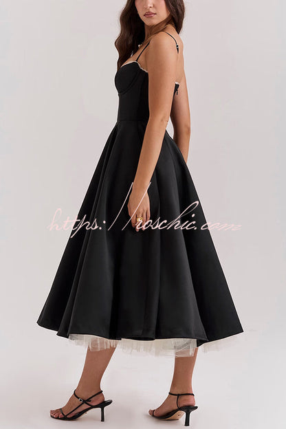 Well Tailored Dress with a Graceful Silhouette
