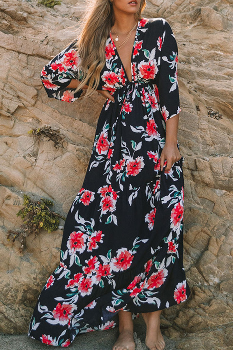 Classic Vintage Dress with a Flattering Fit