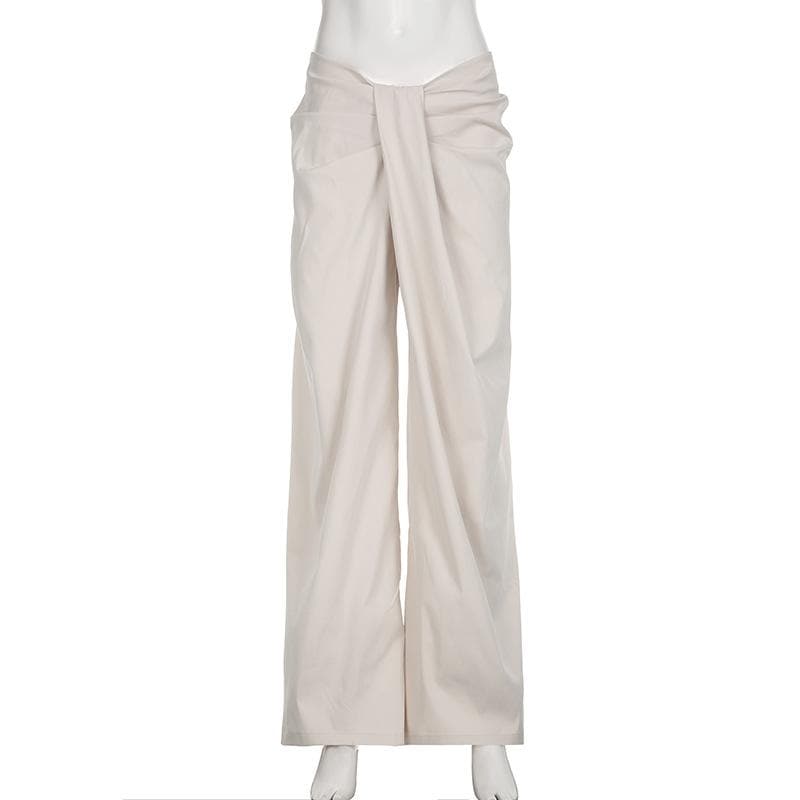 Sophisticated Garment with a Clean Classic Look