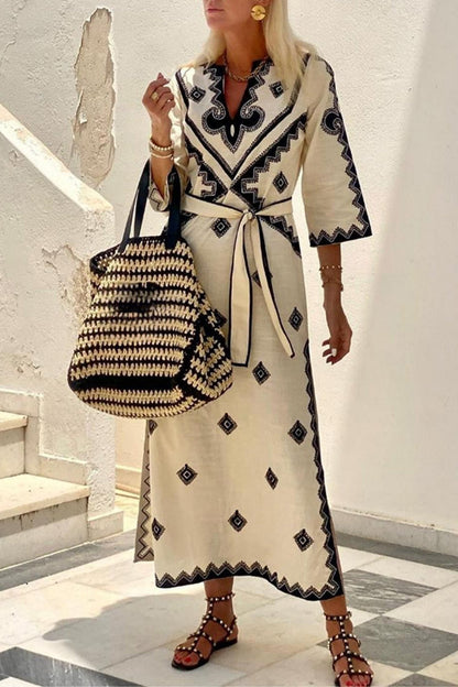 Sophisticated Dress with a Clean Classic Look
