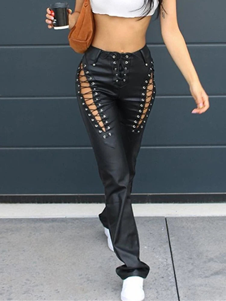 Well Tailored Pants with a Graceful Silhouette