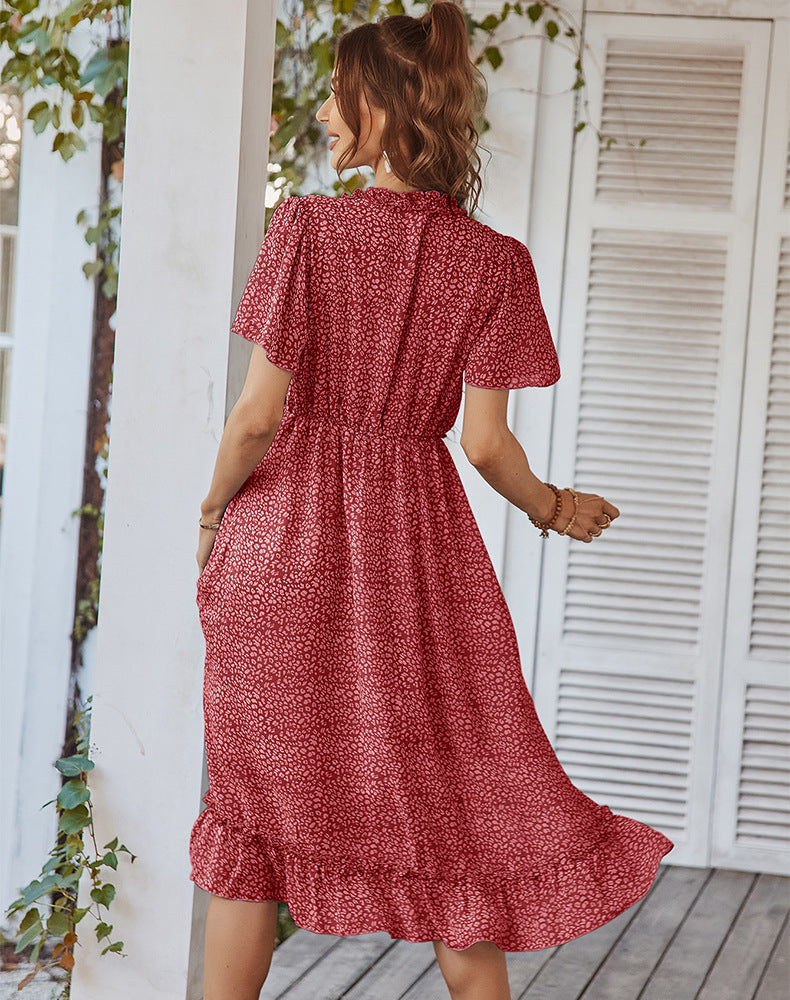 Classic Vintage Dress with a Flattering Fit