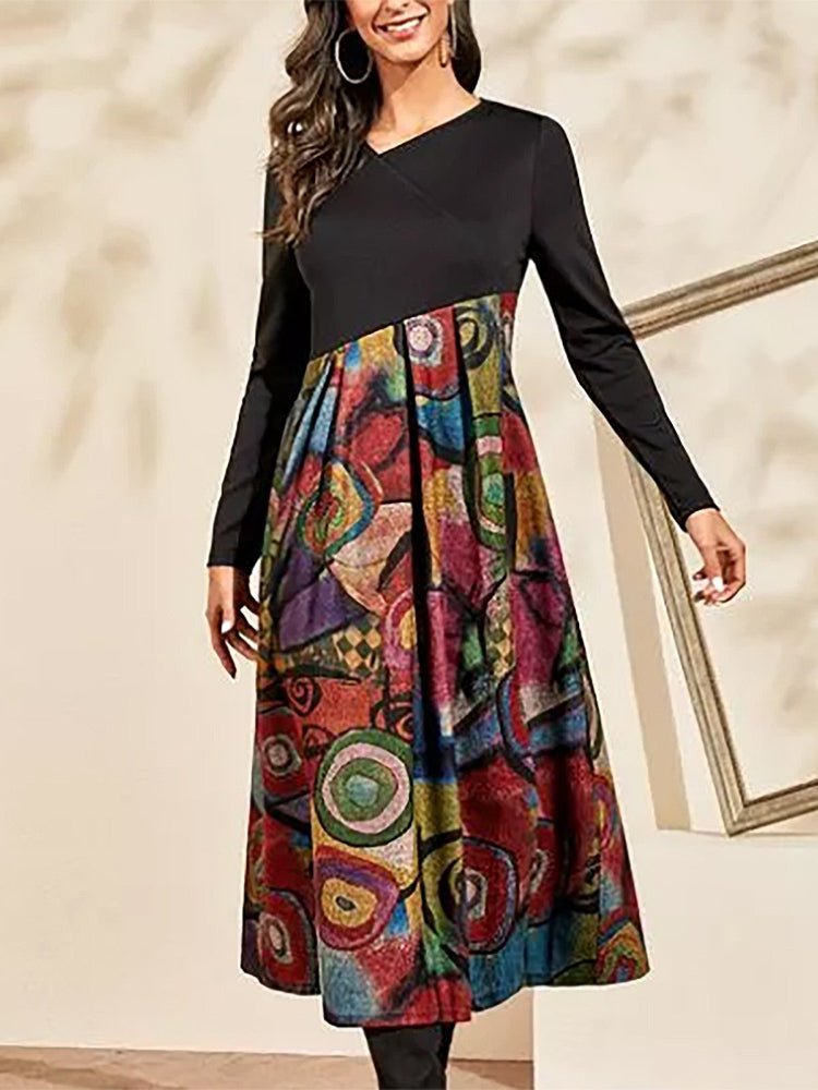 Classic Vintage Dress with a Flattering Fit