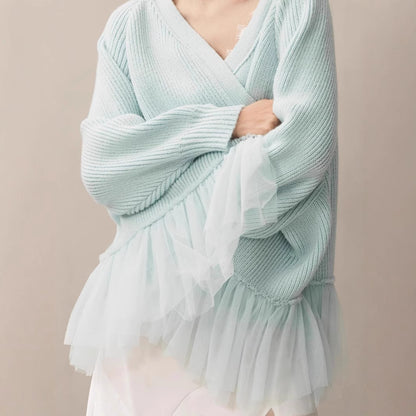 Effortlessly Elegant Cardigan with a Timeless Design