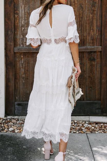 Beautifully Finished Dress in a Timeless Design