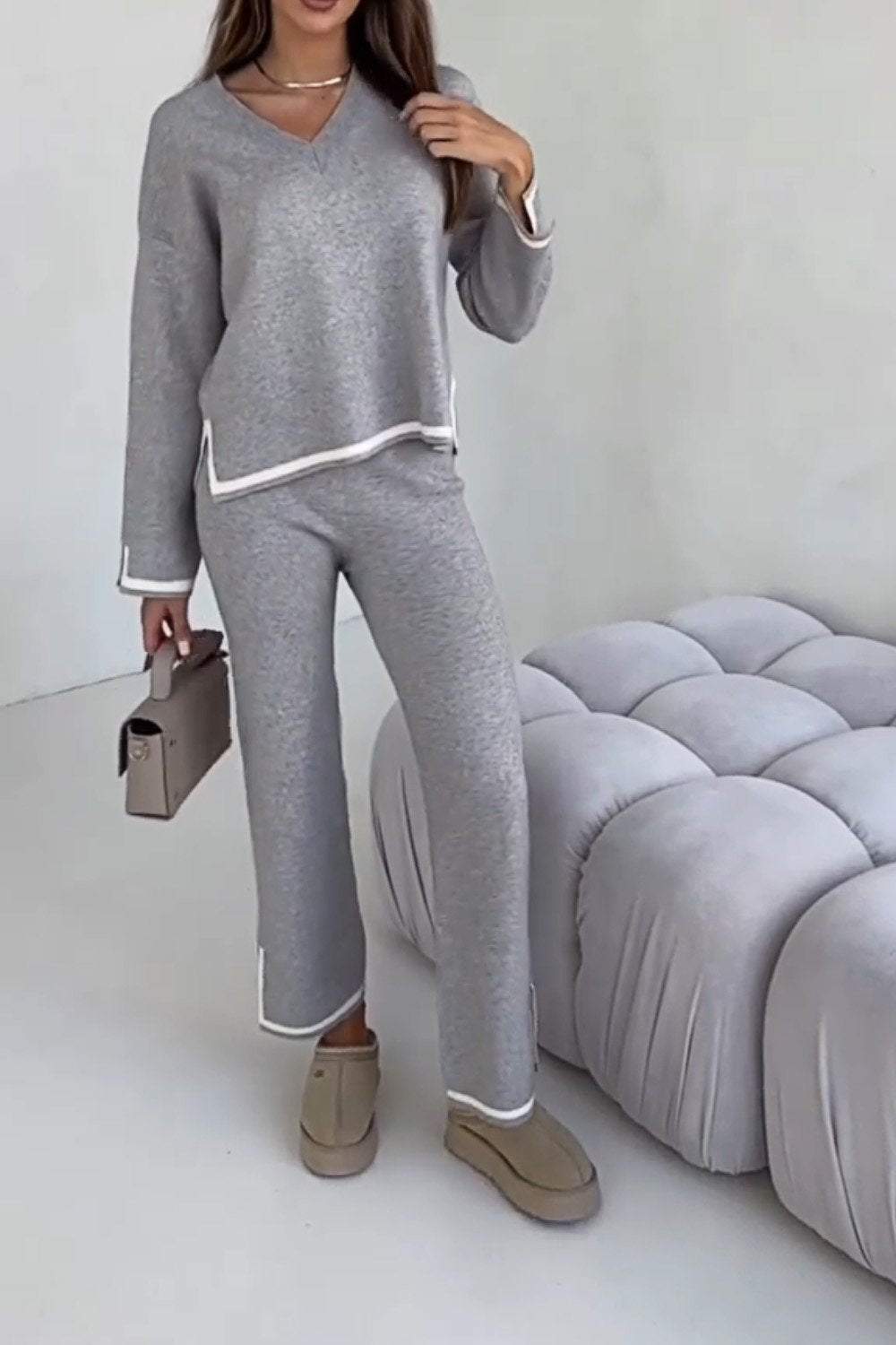 Classic Vintage Sweater with a Flattering Fit