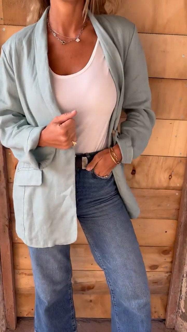 Elegantly Styled Jacket for Everyday Wear