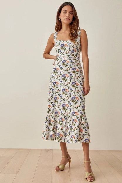 A Vintage Style Dress with Delicate Timeless Details