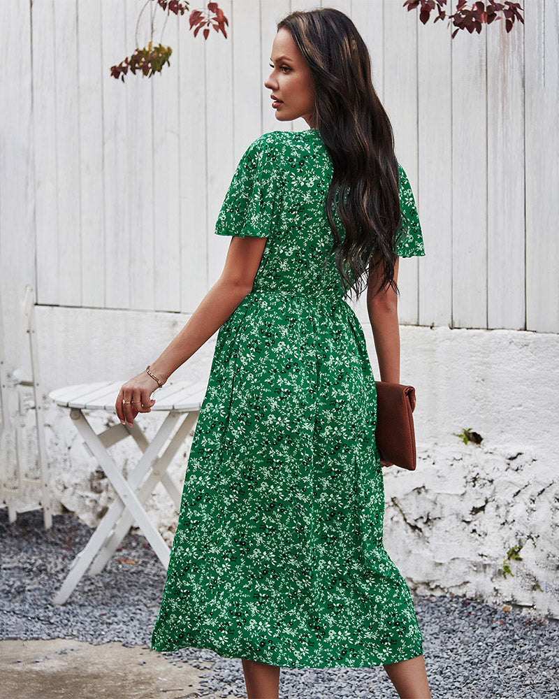 Classic Vintage & Enduringly Stylish Dress