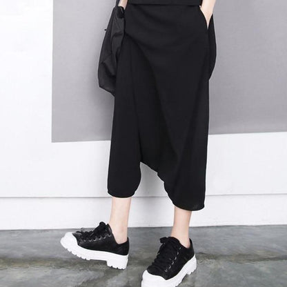 Elegantly Styled Pants for Everyday Wear