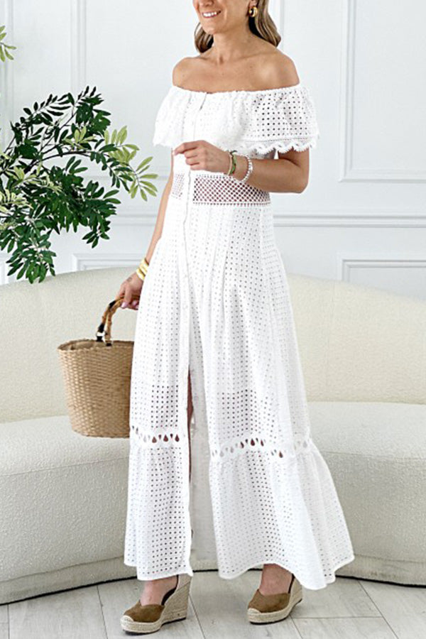 Beautifully Finished Dress in a Timeless Design