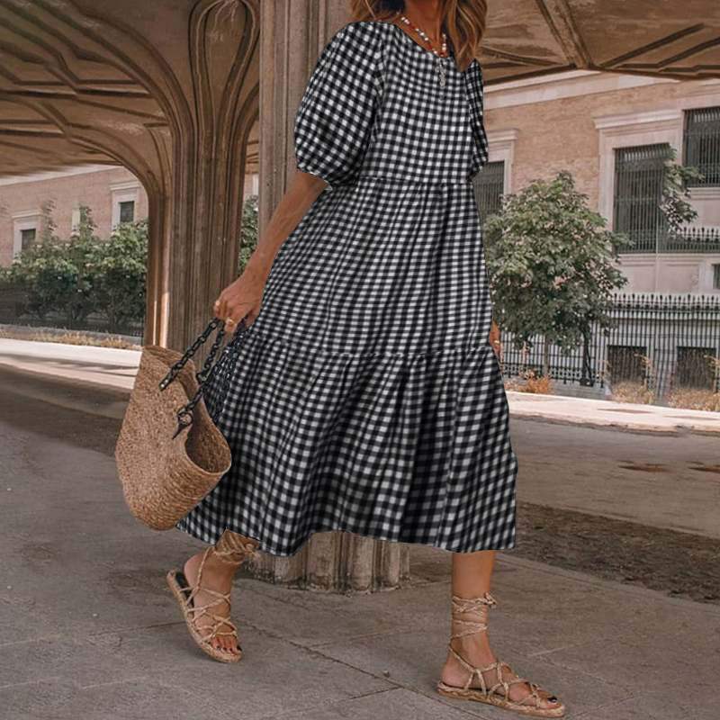 Gracefully Styled Dress for Any Occasion