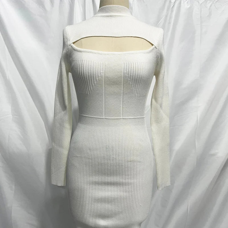 Effortlessly Elegant Dress with a Timeless Design