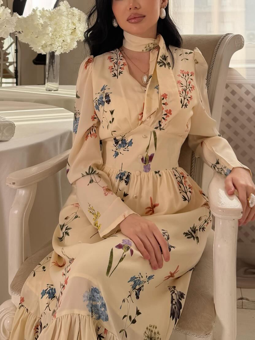 A Vintage Style Dress with Delicate Timeless Details