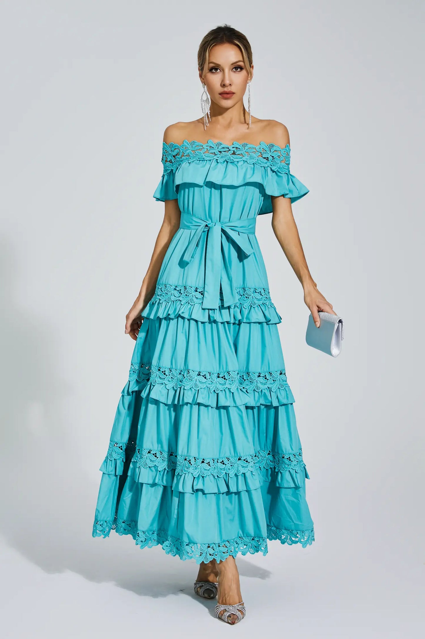 Beautifully Crafted Dress in a Classic Style