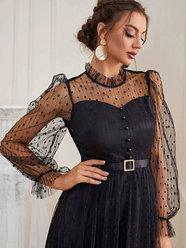 Effortlessly Elegant Dress with a Timeless Design