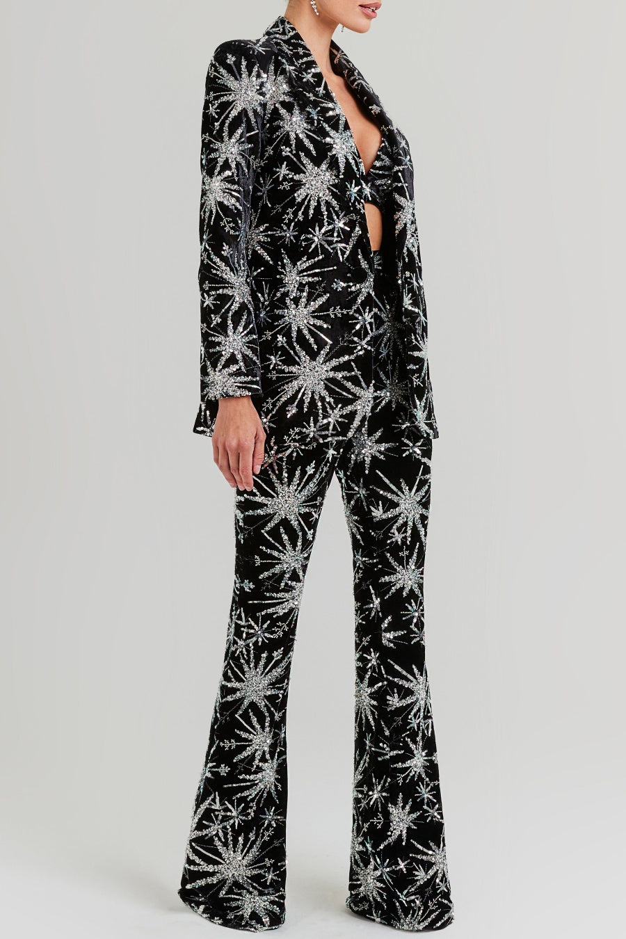Well Tailored Garment with a Graceful Silhouette
