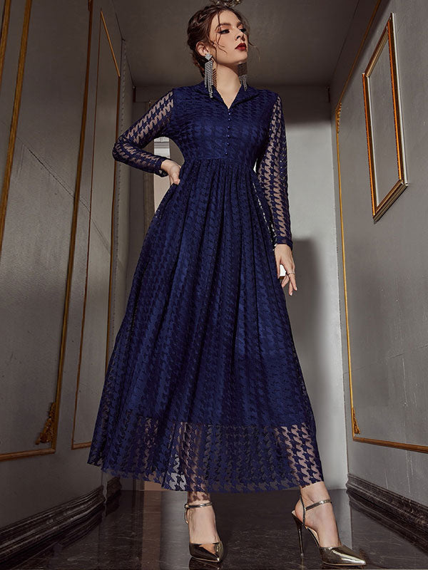 Classic Vintage & Enduringly Stylish Dress