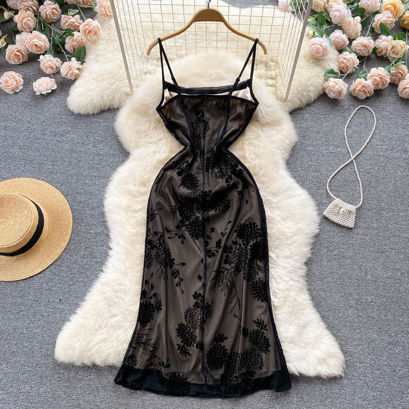 Classic Vintage Dress with a Flattering Fit