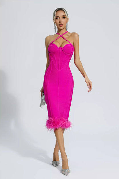 Beautifully Finished Dress in a Timeless Design