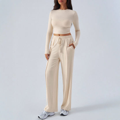 Sophisticated Trousers with a Clean Classic Look