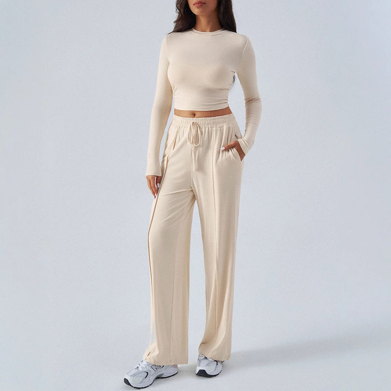 Sophisticated Trousers with a Clean Classic Look