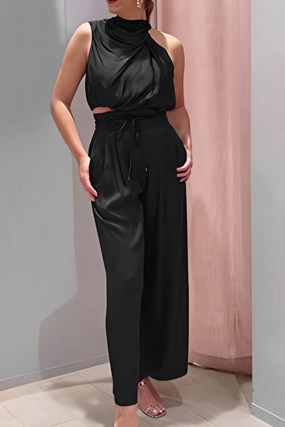 Effortlessly Elegant Pants with a Timeless Design