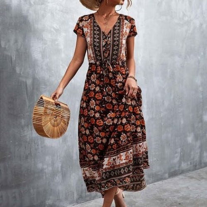 Sophisticated Dress with a Clean Classic Look
