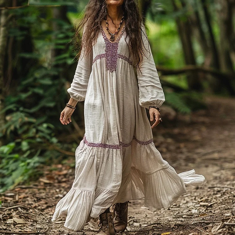 Classic Vintage Dress with a Flattering Fit