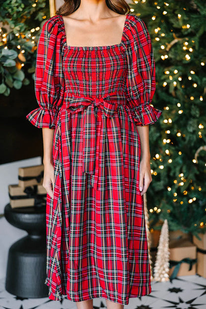 Beautifully Crafted Dress in a Classic Style