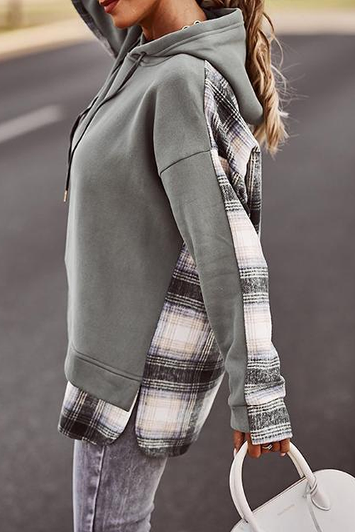 A Vintage Style Shirt with Delicate Timeless Details