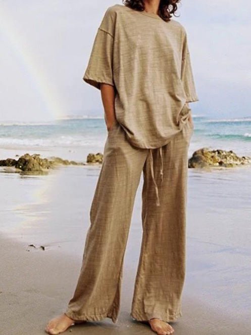 Elegantly Styled Pants for Everyday Wear